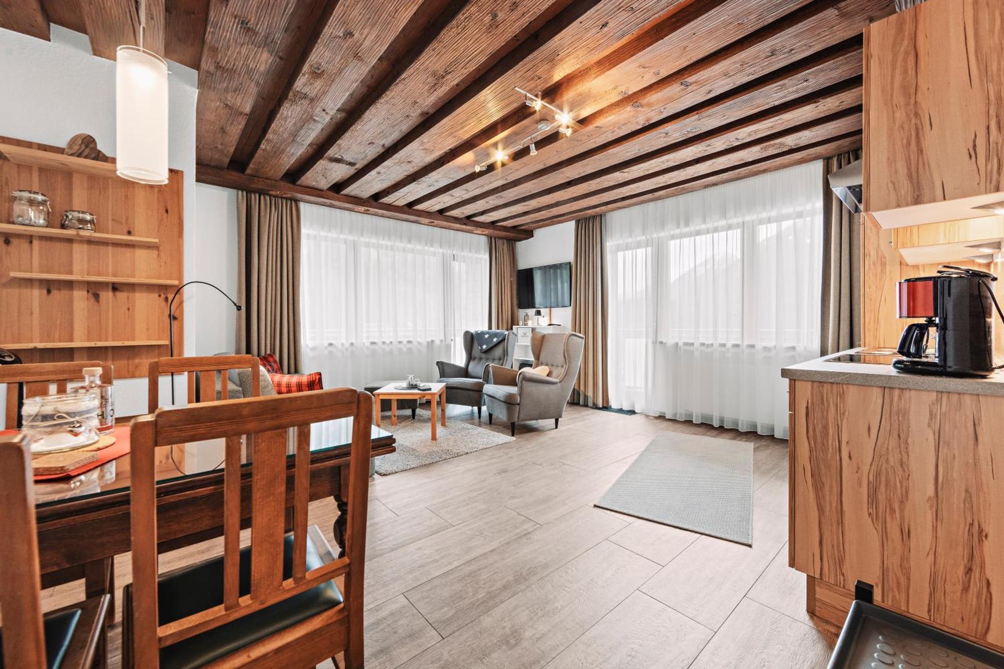 Herzblut Wohlfuehl Appartements Oetz Exteriér fotografie