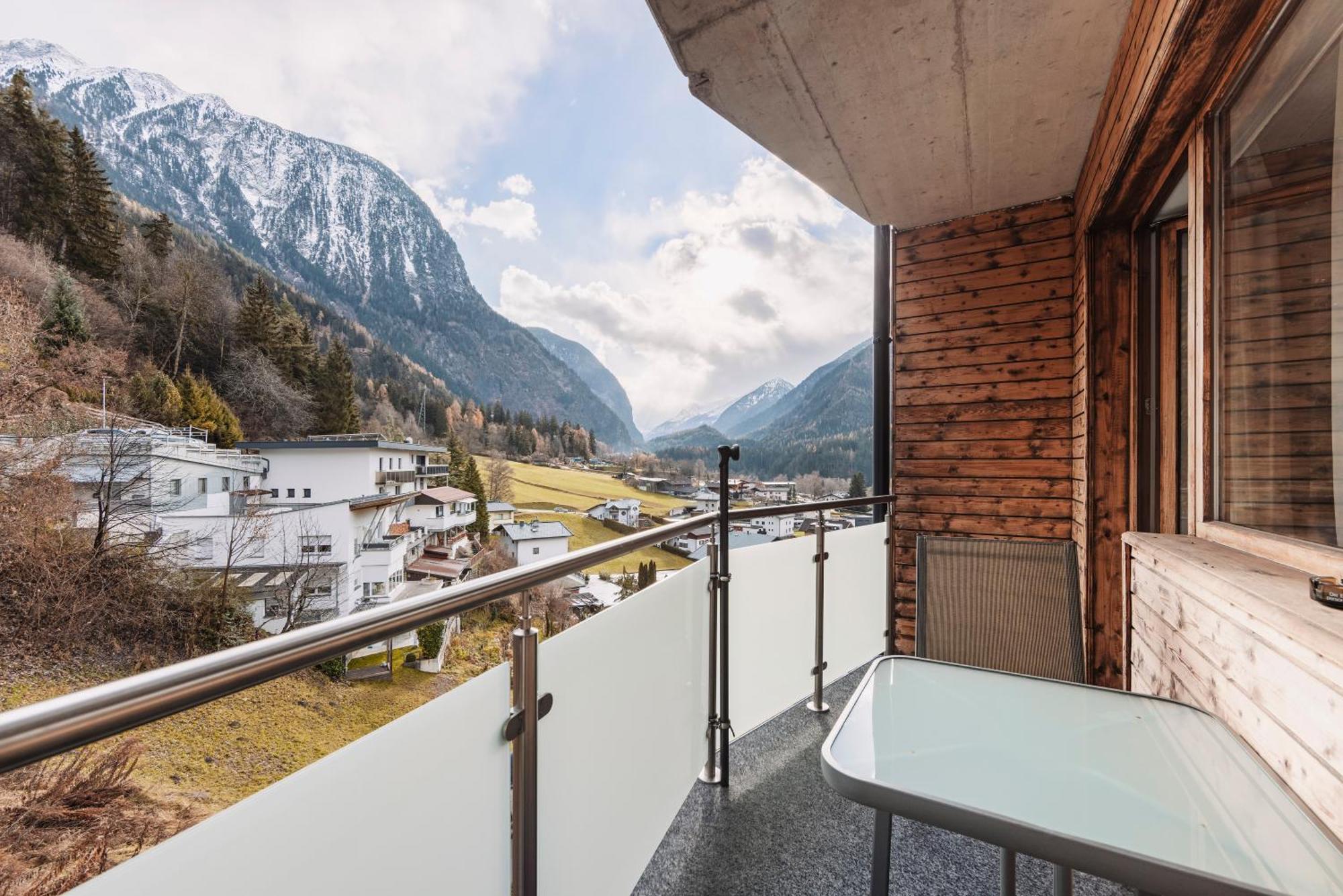 Herzblut Wohlfuehl Appartements Oetz Exteriér fotografie